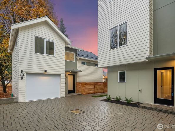 808 34th Avenue, Seattle WA 98122