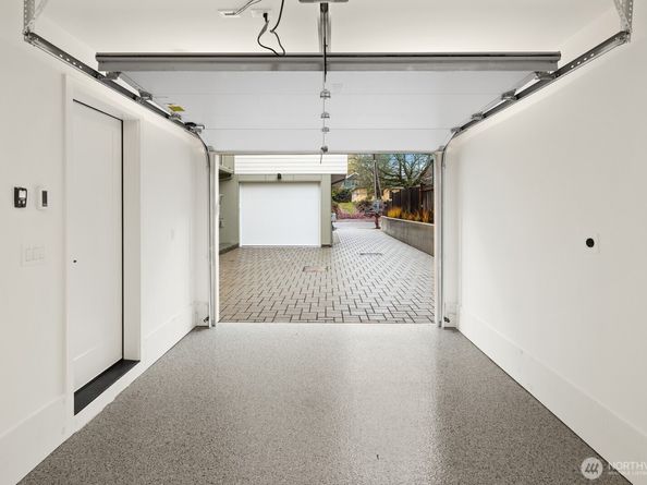 808 34th Avenue, Seattle WA 98122