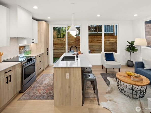 808 34th Avenue, Seattle WA 98122