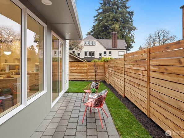 808 34th Avenue, Seattle WA 98122