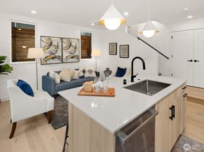 808 34th Avenue, Seattle WA 98122