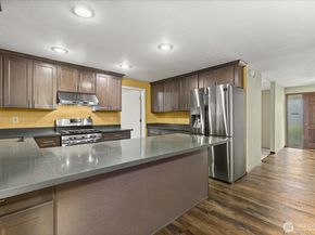 1007 174th Avenue NE, Bellevue WA 98008