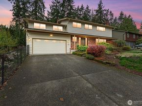1007 174th Avenue NE, Bellevue WA 98008