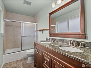 1007 174th Avenue NE, Bellevue WA 98008