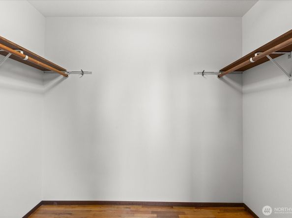 1007 174th Avenue NE, Bellevue WA 98008