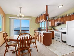 10 S Beach Drive, Hat Island WA 98206