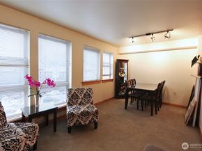 827 Hiawatha Place S 406, Seattle WA 98144