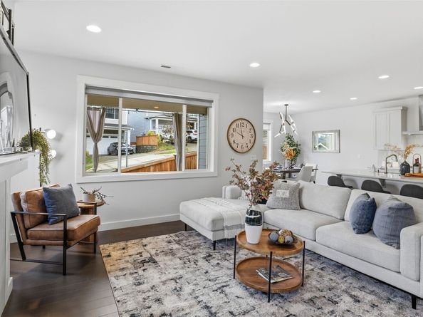 19031 123rd Place SE, Renton WA 98058