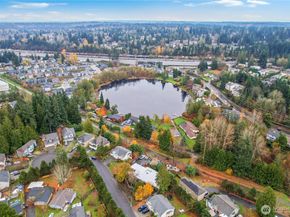 20827 59th Place W, Lynnwood WA 98036