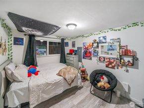 20827 59th Place W, Lynnwood WA 98036