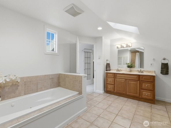 13112 3rd Ave NW, Seattle WA 98177