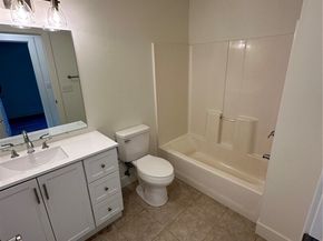 7041 E Washington Street, Port Orchard WA 98366