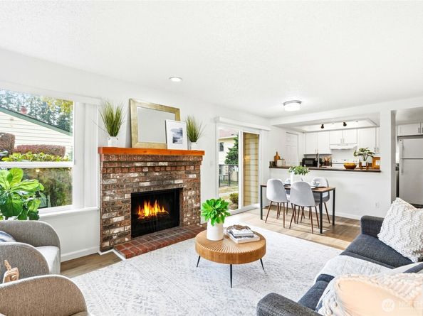 23601 112th Avenue SE A103, Kent WA 98031