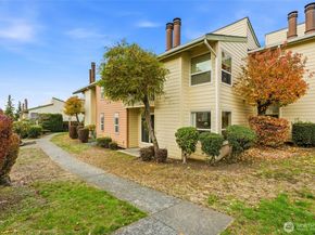 23601 112th Avenue SE A103, Kent WA 98031