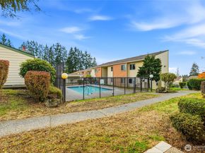 23601 112th Avenue SE A103, Kent WA 98031