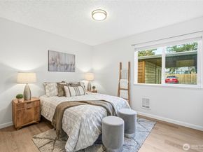 23601 112th Avenue SE A103, Kent WA 98031