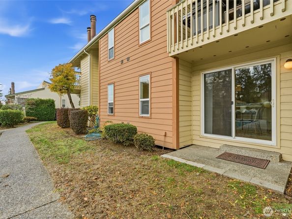 23601 112th Avenue SE A103, Kent WA 98031