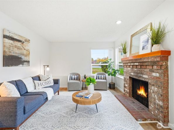 23601 112th Avenue SE A103, Kent WA 98031