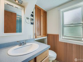 1900 Westlake Avenue N B20, Seattle WA 98109