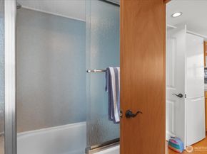 1900 Westlake Avenue N B20, Seattle WA 98109