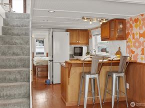 1900 Westlake Avenue N B20, Seattle WA 98109