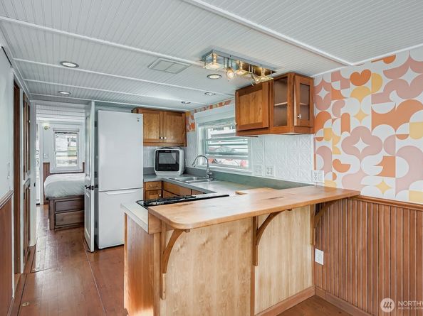 1900 Westlake Avenue N B20, Seattle WA 98109