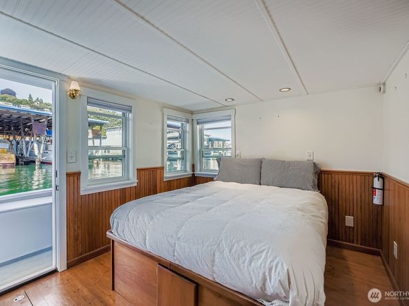 1900 Westlake Avenue N B20, Seattle WA 98109