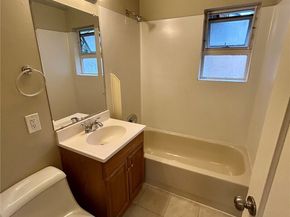 18303 9th Avenue NE, Shoreline WA 98155