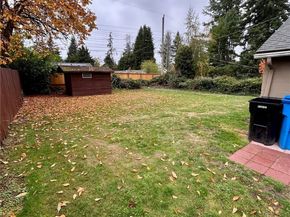 18303 9th Avenue NE, Shoreline WA 98155
