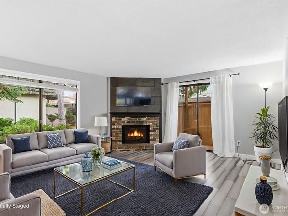 8621 25th Avenue SW B, Seattle WA 98106