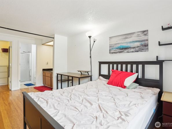 705 NE 143rd Avenue A1, Bellevue WA 98007