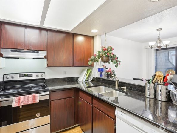 705 NE 143rd Avenue A1, Bellevue WA 98007