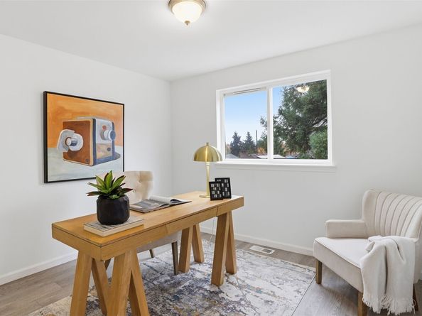 2609 SW Holden Street, Seattle WA 98126