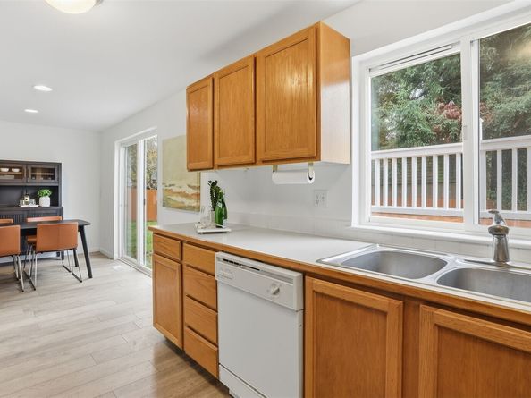 2609 SW Holden Street, Seattle WA 98126