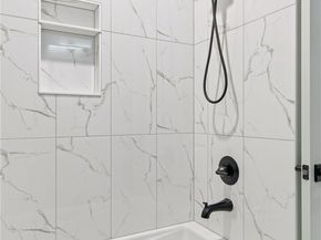 11831 59th Avenue S A, Seattle WA 98178