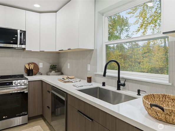 11831 59th Avenue S A, Seattle WA 98178