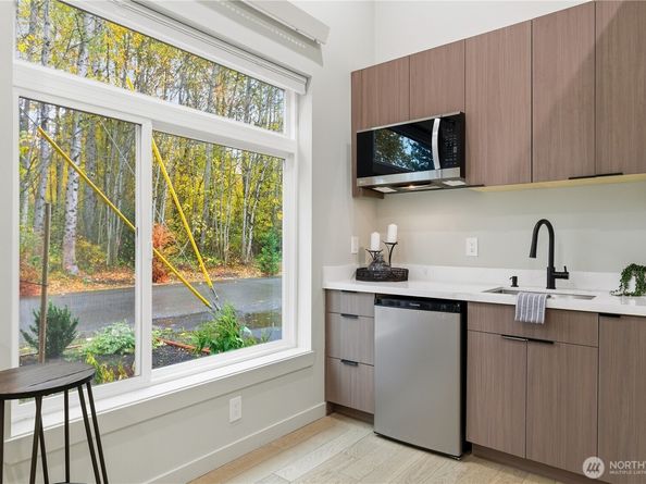 11831 59th Avenue S A, Seattle WA 98178