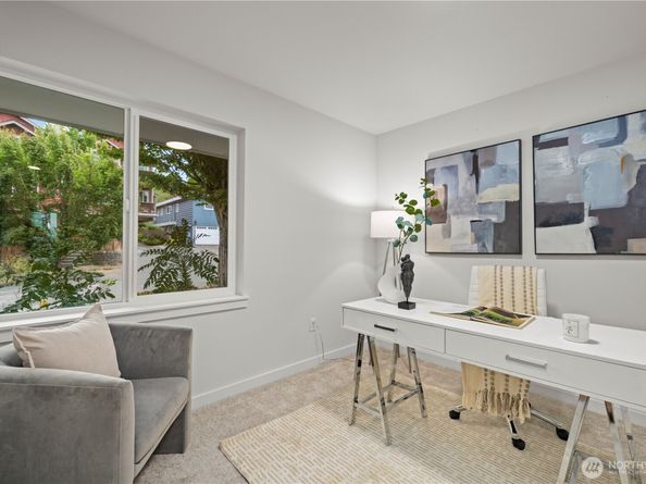 105 E NW 39th Street, Seattle WA 98107