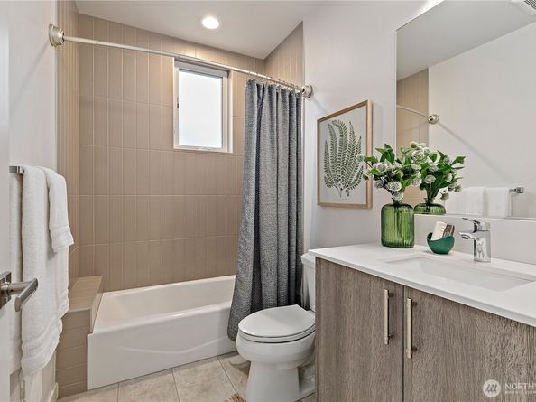 4100 37th Avenue S, Seattle WA 98118