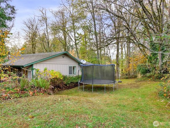 203 NE Alnus Way, Bremerton WA 98310