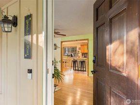 203 NE Alnus Way, Bremerton WA 98310