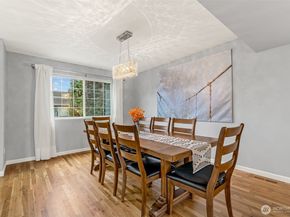 11907 NE 133rd Place, Kirkland WA 98034