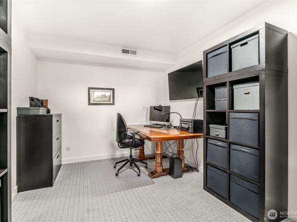 11907 NE 133rd Place, Kirkland WA 98034