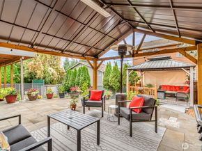 11907 NE 133rd Place, Kirkland WA 98034