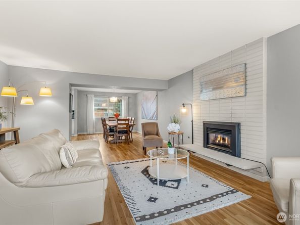 11907 NE 133rd Place, Kirkland WA 98034