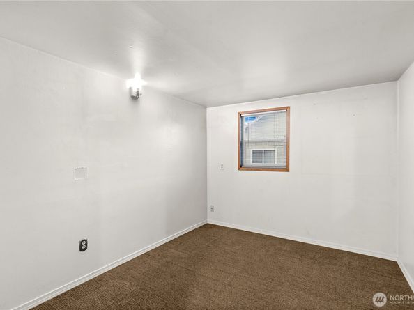 10652 4TH Avenue SW, Seattle WA 98146