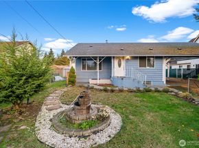 10652 4TH Avenue SW, Seattle WA 98146