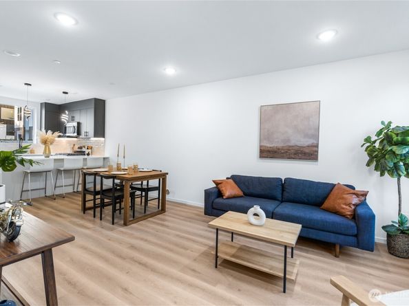 3510 NE 125th Street A, Seattle WA 98125