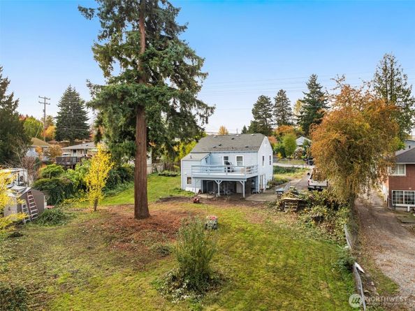 12630 24th Avenue S, Seattle WA 98168