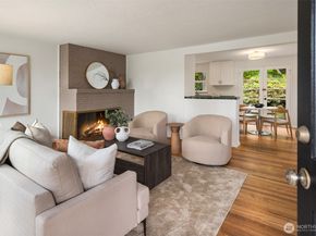 11346 Bartlett Avenue NE, Seattle WA 98125